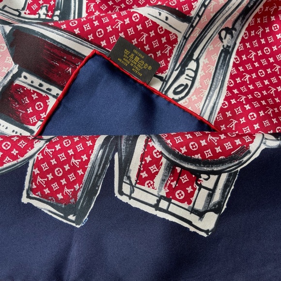 New Louis Vuitton Scarf Trunks Luggage Monogram Blue Red Silk Wrap - Picture 9 of 16